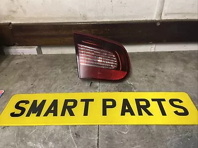 VW EOS Passengers Side Inner Rear Light 1Q0 945 093 C • $13.66