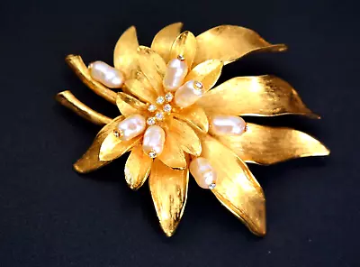 Vintage St John Brooch Flower Gold Tone Crystal Faux Pearl Figural Haute Couture • $178.50