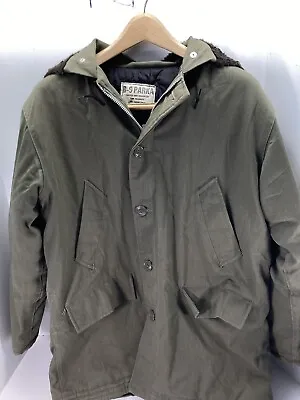 Military B9 Parka Men Size Medium OD Green Fill Zip Fur Lined Hood Quilted VTG • $71.95