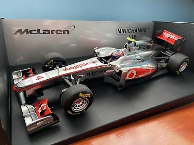 Minichamps 1/18 2011 Vodafone McLaren Mercedes MP4-26 Jenson Button • £120