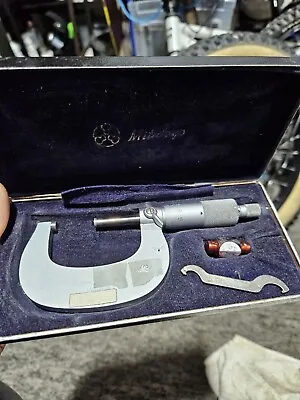 Mitutoyo Micrometer 25-50mm 0.01 Graduation In Case With Key • £30