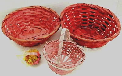 $5 • Buy Lot Four Small Vintage Baskets Pink For Christmas Or Easter