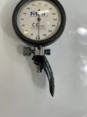 MDF Instruments Bravata Palm Aneroid Sphygmomanometer Blood Pressure- UNTESTED • $25
