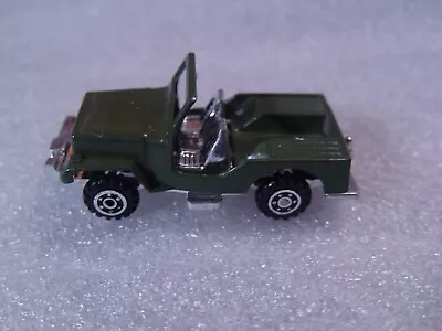 Unbranded JEEP Green 8006 With Chrome SeatsBumpers & Bottom Diecast 1:64 China • $13.90