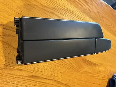 2015 MERCEDES BENZ SL550 FRONT FLOOR CENTER CONSOLE LID Black With Ivory Trim • $125