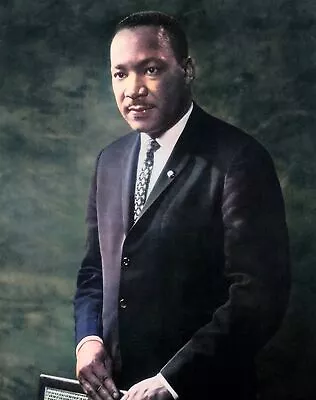 DR MARTIN LUTHER KING JR Photo  (199-i) • $11.77