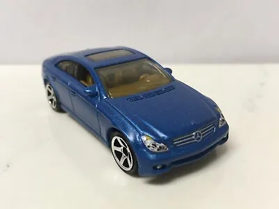 2004-2009 Mercedes CLS500 Collectible 1/64 Scale Diecast Diorama Model • $7.99