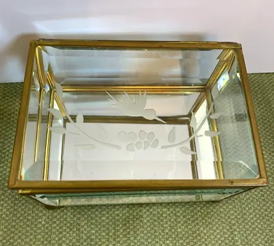 Vintage Brass Glass Etched Hummingbird Hinged Trinket Jewelry Box 5  • $12.74