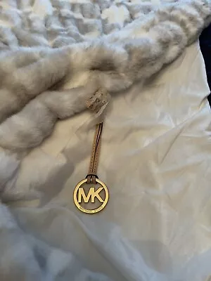 Large Michael Kors Fob • $10