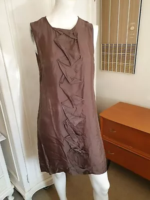 Nevenka Brown Dress Size 8 • $100