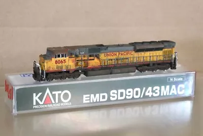 KATO 176-5608 N WEATHERED UNION PACIFIC UP SD90/43MAC DIESEL LOCOMOTIVE 8065 Nv • £124.50