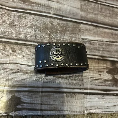 Men’s Harley Davidson Leather Snap On Bracelet • $39.99