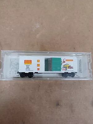 Micro Trains Line N-Scale 40' Standard Box Car Single Door • $25.46