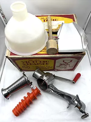 Vintage Vitantonio Victorio #200 Hand Crank Food Strainer Juicer W/ Box USA MADE • $52.47