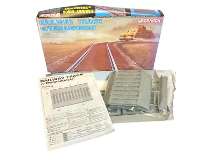 Dragon #3825 Railway Track W/Embankment 1:35 Model Kit Parts Sealed New-Open Box • $40.95