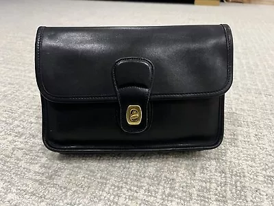 Vintage Coach Turnlock Leather Clutch Black Wallet 9832 (Missing Wrist Strap) • $75