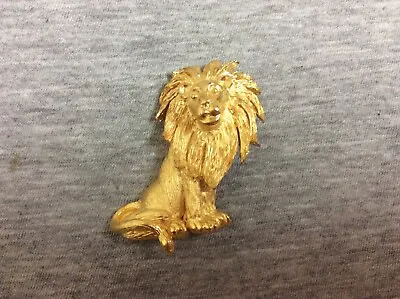 Vintage Large Goldtone Sitting Lion Brooch Pin • $11.99