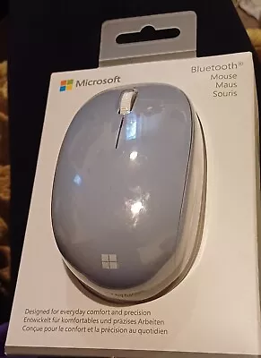 Microsoft RJN-00014 Bluetooth Mouse - Blue Star - New • £35