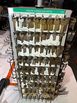 $145 • Buy HUGE Lot Of ~ 470 Vintage House And Padlock Key Blanks NOS