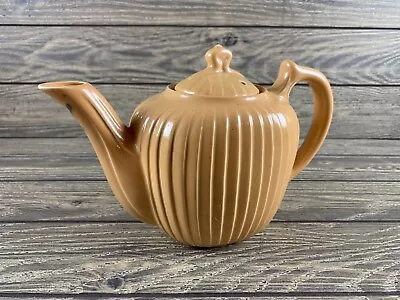 Mid Century Mod Fraunfelter Peach Ribbed Teapot • $19.99