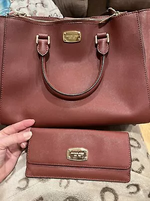 Michael Kors Handbag With Long Strap And Matching Wallet Set • $40