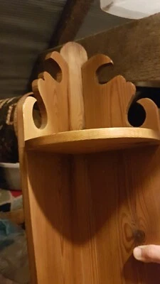 £0.99 • Buy Antique Pine Corner Shelf / Unit