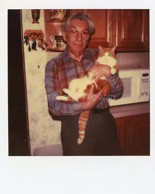 AN AMERICAN MAN FROM HUNGRY Vintage POLAROID Found CAT Photo COLOR 37 LA 83 V • $14.70