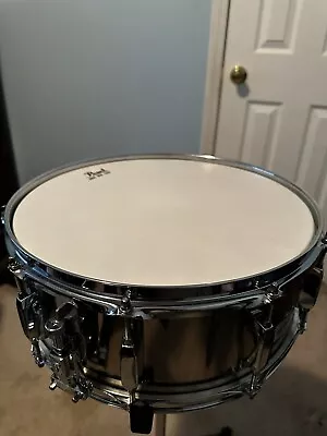 Pearl Steel Shell Chrome 10 Lug Snare Drum. • $100