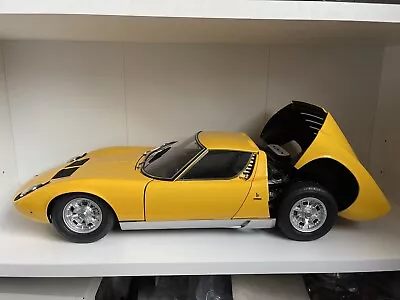 £1700 • Buy Lamborghini Miura 1:8 Scale - Eaglemoss Hachette Agora