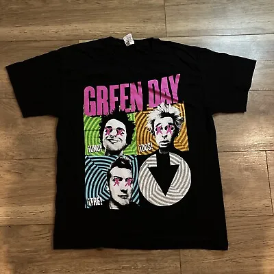 Men's L Green Day Band T Shirt Black 2013 UNO DOS TRE Punk Rock BIG GRAPHI MINT • $0.99