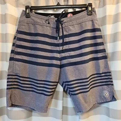 Volcom Men's BOARDSHORTS 31-32 • $10