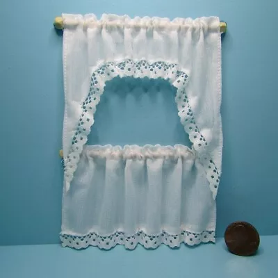 Dollhouse Miniature Demi Cape Curtain Set In White BB50312 • $12.59