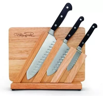 Wolfgang Puck 5 Piece Cutlery And Board Set • $25