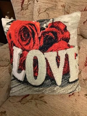 BNWoT Tapestry Cushion “Red Roses/Love” 29cm X 29cm • £2.99