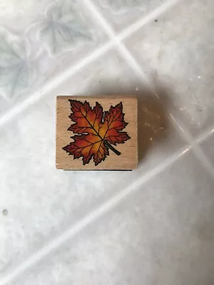$9.20 • Buy Maple Leaf  Wood Mounted Stamp Stampcraft  4400D45
