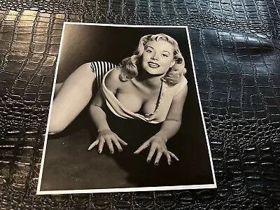 #489 BETTIE BROSMER 8x10 B&W PINUP PHOTO • $25.29