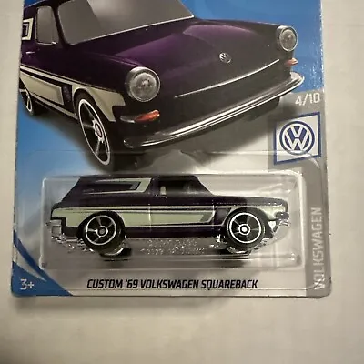 Hot Wheels Custom '69 Volkswagen Squareback Volkswagen 4/10 • $5.49