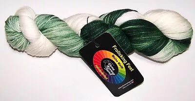 480 Yd Done Roving FROLICKING FEET Superwash Merino Fingering Sock Yarn WT PINES • $19.95