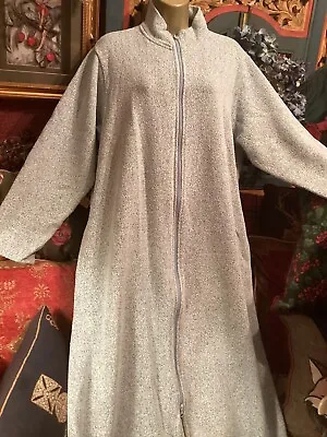 STUNNING V.WARM Orvis Thick Zip Up Dressing Gown/Long Cardigan POCKETS IN VGC. • £44.99