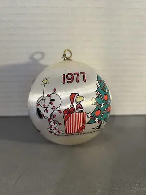 Hallmark Peanuts Christmas Ornament Satin Ball Charlie Brown Snoopy Vintage 1977 • $11.99