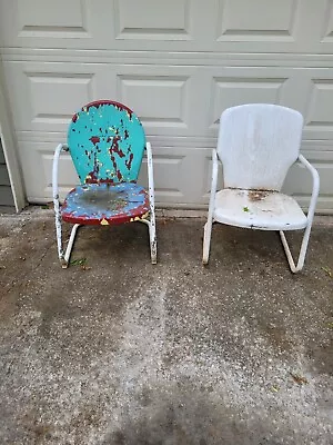 A Lot Of 2 Vintage SHELL Pattern Metal Patio Chairs • $179.99