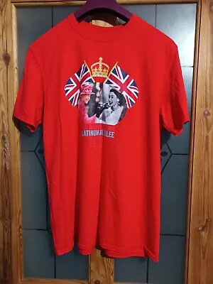 Platinum Jubilee T-Shirt Queen Elizabeth 1952-2022 London Union Jack Mens Large  • £18.95