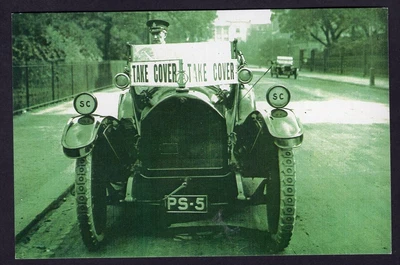 £1.75 • Buy London October 1917 - Nostalgia Pc - Motor Car Warns Of Air Raids !