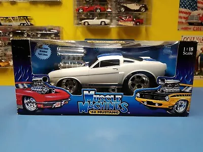 Muscle Machines  '66 Mustang  White   Preowned  • $79.99