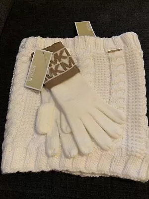 Michael Kors - Patchwork Cable Infinity Scarf  With Gloves Set • $35.99