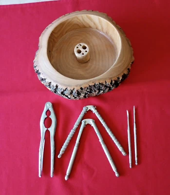 $12 • Buy Vtg Turned Wood Nutcracker Set Log Bark Bowl Dish, W/picks & Hmb  Nutcrackers