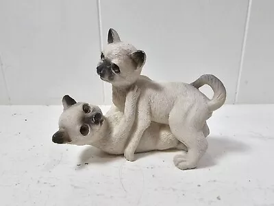 Vintage Resin Siamese Cats Figurine 5  Playing Cats Kittens • $8.47