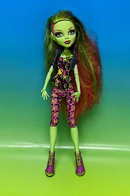 2012 Mattel Monster High Venus McFlytrap Between Classes 1st Wave Doll • $44.99