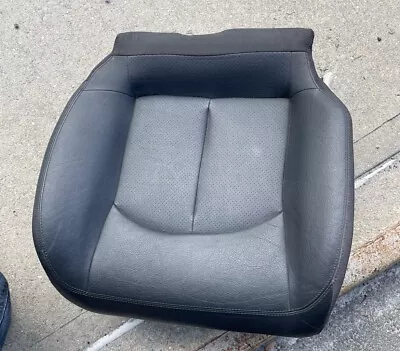 03-09 Mercedes W209 CLK350 Convertible Rear Right Lower Bottom Seat Cushion OEM • $59