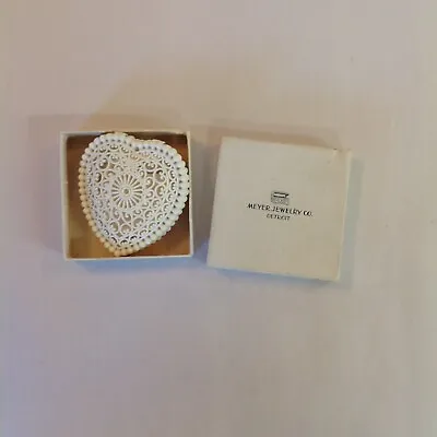 Vintage White Plastic Lace Heart Shaped Wedding Ring Case With Box Meyer Detroit • $19.99